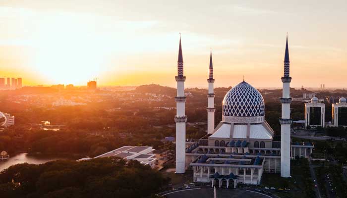 cara dakwah rasulullah, Perbedaan Masjid dan Mushola