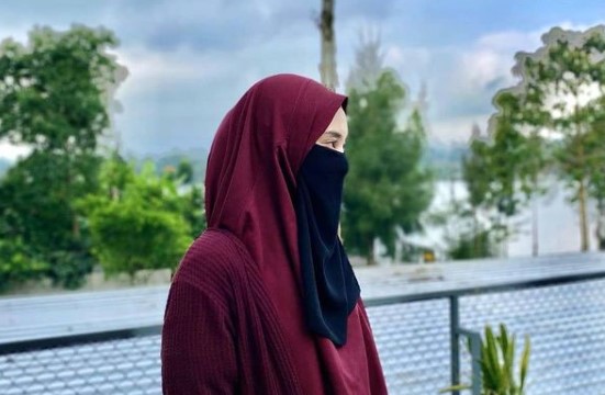 8 Tips Memilih Hijab 2 tips memilih hijab