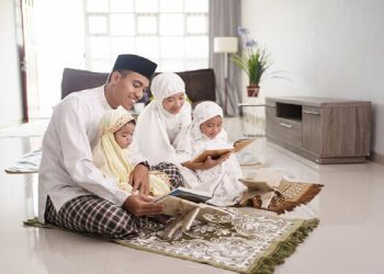 Ceklis amalan sepuluh malam terakhir Ramadhan, doa orang tua, rumah keluarga muslim