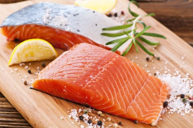 Benarkah DNA Salmon Bagus untuk Perawatan Kulit? 1 Salmon