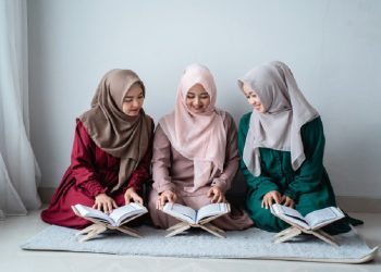 amalan setelah Ramadhan, niat membaca Alquran, ilustrasi penghapus dosa