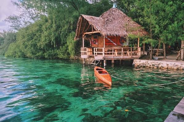 7 Pulau Terpencil di Indonesia, Cocok untuk Destinasi Wisata di tengah Pandemi 5