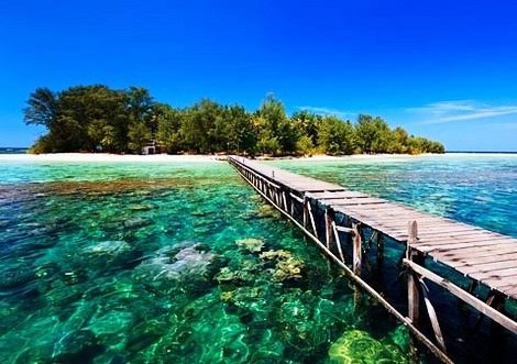 7 Pulau Terpencil di Indonesia, Cocok untuk Destinasi Wisata di tengah Pandemi 11