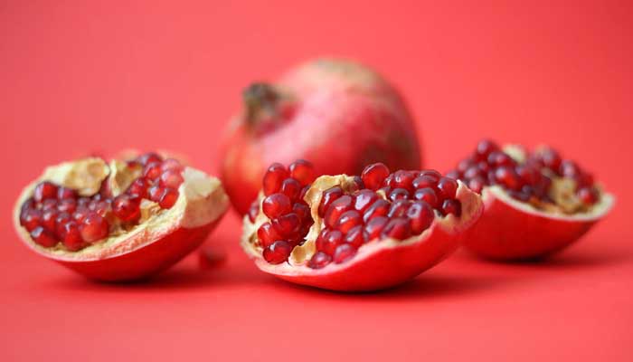 manfaat buah delima untuk rambut