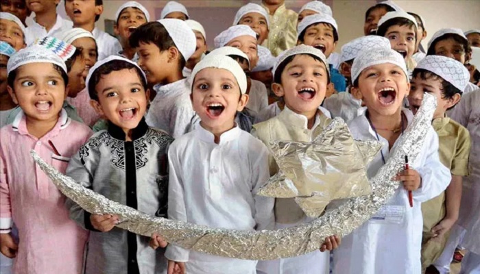 Inilah Rekomendasi 70 Twibon Ucapan Selamat Idul Fitri yang Unik dan Cantik 3 twibon ucapan selamat idul fitri, merayakan idul adha idul fitri tips idul adha anak anak