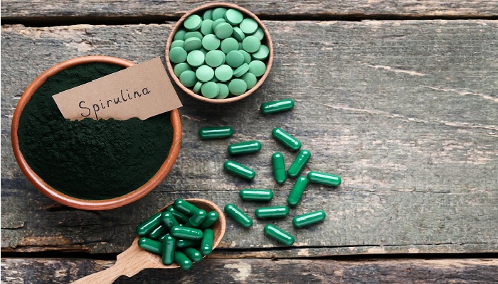 bubuk spirulina bahan herbal