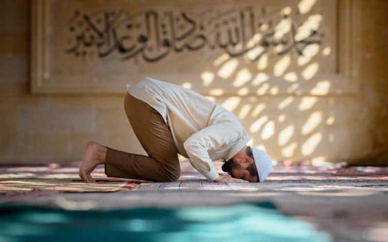 5 Keutamaan Shalat Ashar, Salah-satu Amalan yang Mengantarkan Ke Surga 3 Hukum Menguap Ketika Shalat, Keutamaan Shalat Ashar