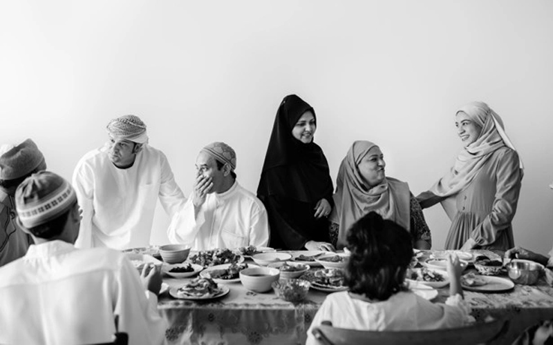 adab makan, Tugas Ibu Rumah Tangga, Amalan Ringan Berpahala Besar, Nikmat dari Allah yang Sering Diabaikan