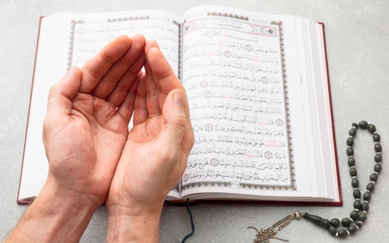 Keutamaan Mengkhatamkan Al-Quran, Doa Perlindungan dari Penyakit Ain, Penghilang Stres dalam Islam