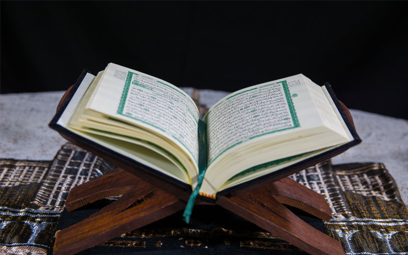 Kandungan dan 3 Keutamaan Surat Al Kahfi 3 Keutamaan Surat Al Kahfi