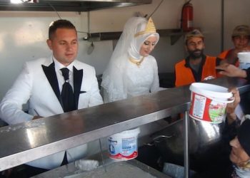 resepsi pernikahan Fethullah Üzümcüoğlu and Esra Polat