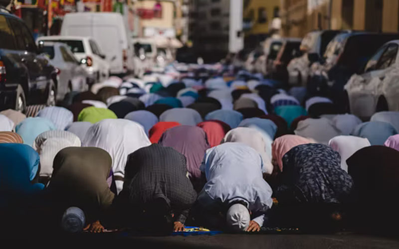 Keutamaan Shalat Berjamaah 3 shalat berjamaah