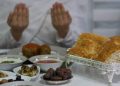 penyebab kufur doa di bulan Ramadhan, manfaat mengakhirkan sahur, sunah berbuka puasa