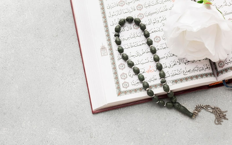 Apa Makna Kata Kami dalam Al-Quran? 2 Hukum Muslim yang Tak Baca Quran, Makna Kata Kami dalam Al-Quran