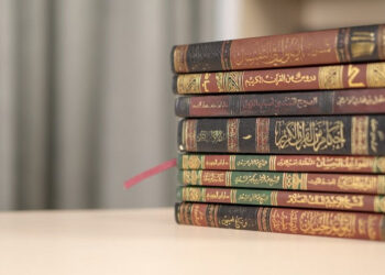 Sejarah Penulisan Hadis, Imam Ahmad, Fiqh, Keutamaan Menghafal Hadits Nabi, Pahala dari Membaca Hadits Nabi, Hadits, Nabi Khaidir, Hadits Palsu, Hadits Palsu, Hadits tentang Keutamaan Shalawat kepada Nabi, Hadits Qothiyyatus Tsubut, Maqashid Syariah, Fathul Majid