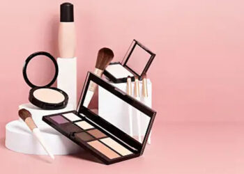 Hukum Wanita Muslimah Berdandan