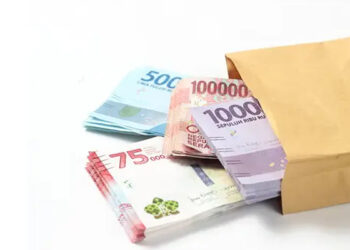 Single Salary, ganjaran sedekah, Shalat, riba, Rasulullah, Penghambat Rezeki,Sedekah, Hukum Barang Temuan, riba, Sikap Hidup Sederhana Orang-orang Super Kaya